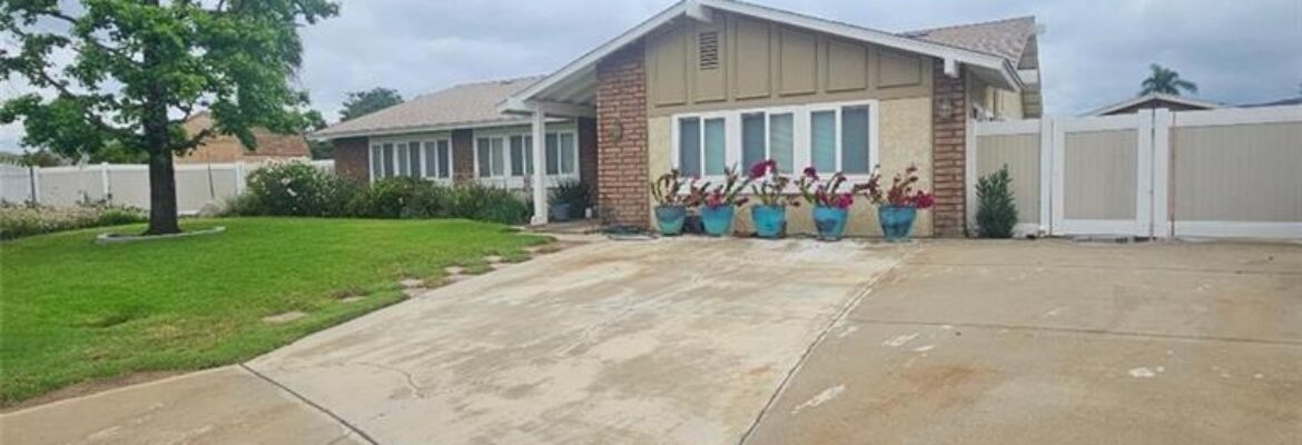 Cozy 2-Bedroom Rental in Prime Jurupa Valley Location