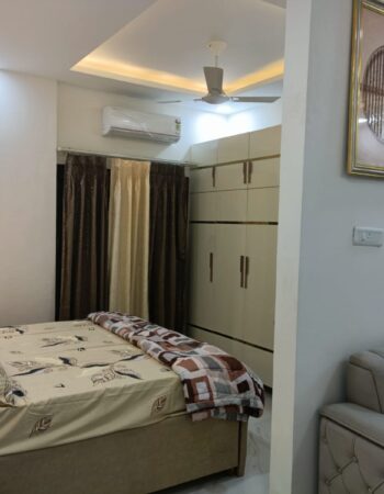 Short Term Luxury Studio Rentals | Family & Professional Focus | Prime Greater Noida Location